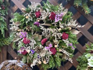 花なども使ったかりのさんの作品