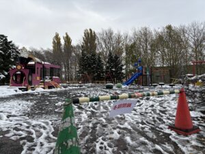 遊具広場閉鎖の様子