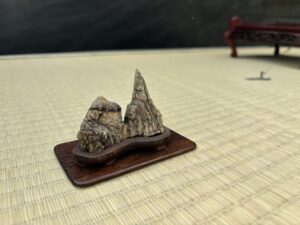 水石