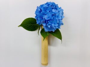 竹筒一輪挿し